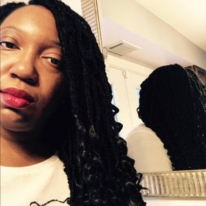 Meet your Posher, April